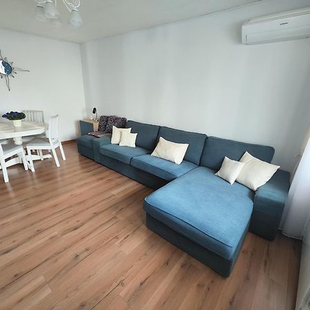 Platinum Apartment - Apartament Cu 3 Camere, 2 Dormitoare, 2 Bai, Bucatarie Complet Utilata, 2 Balcoane ブカレスト エクステリア 写真