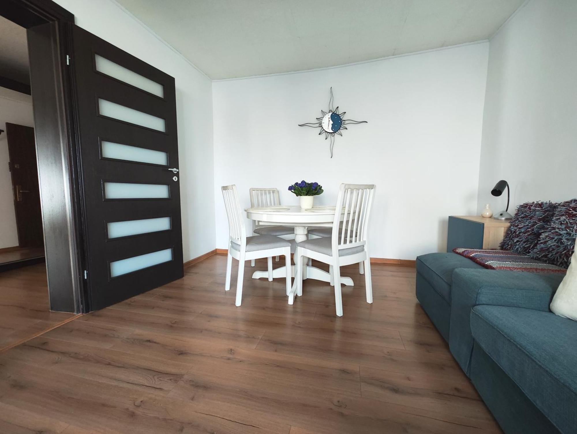Platinum Apartment - Apartament Cu 3 Camere, 2 Dormitoare, 2 Bai, Bucatarie Complet Utilata, 2 Balcoane ブカレスト エクステリア 写真