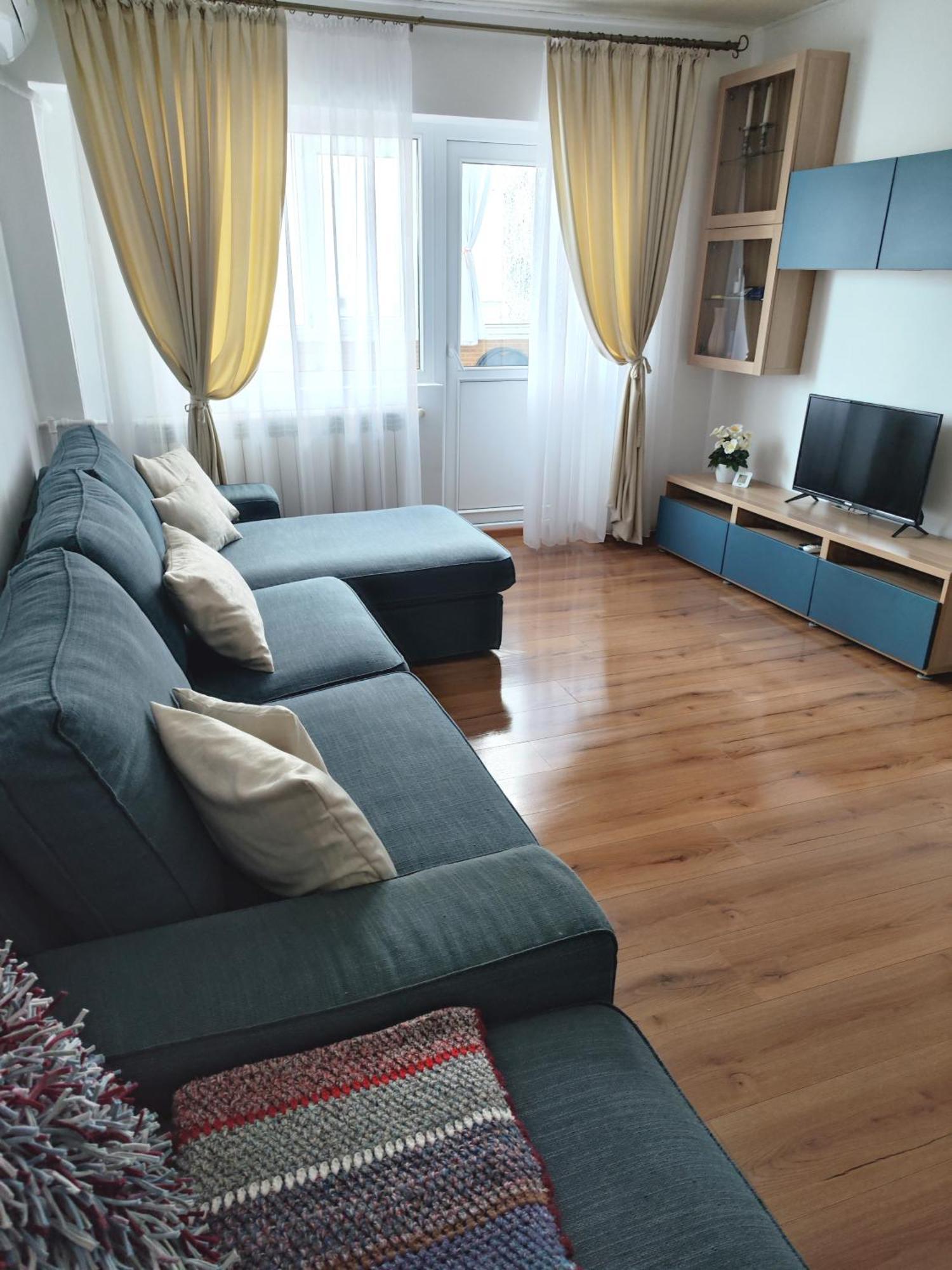 Platinum Apartment - Apartament Cu 3 Camere, 2 Dormitoare, 2 Bai, Bucatarie Complet Utilata, 2 Balcoane ブカレスト エクステリア 写真